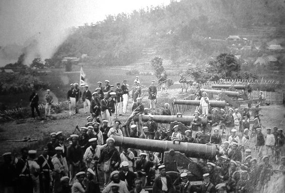 Choshu battery at shimonoseki 1864.jpg